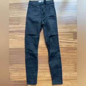 EVERLANE Black Skinny Jeans